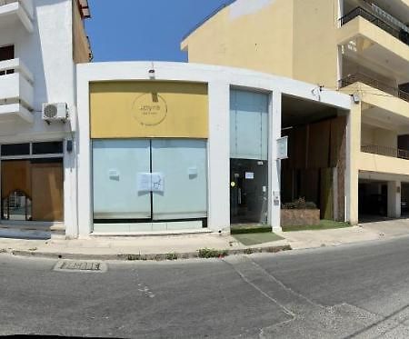 Past Or Trail Hostel Λάρνακα Εξωτερικό φωτογραφία